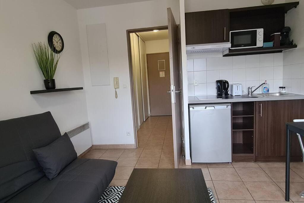 B210 Appartement Disneyland Paris Parking Et Wifi Montévrain Dış mekan fotoğraf